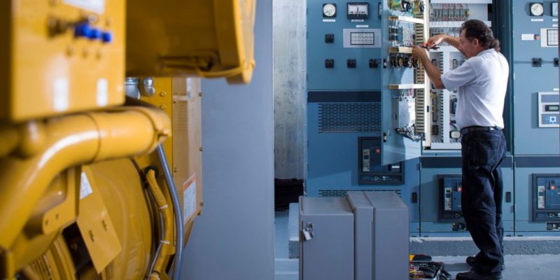 Manutenção no Gerador de Energia